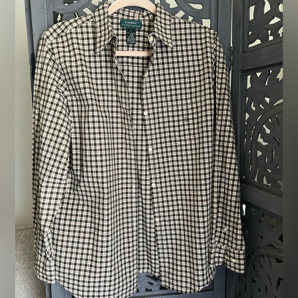 Ralph Lauren Button Up Shirt for women. Size Large.